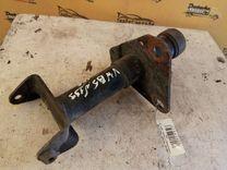 Клык бампера передний правый 5YLY8K Volkswagen Passat