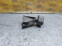 Кронштейн КПП MDVSRF Volkswagen Passat - Фото 1