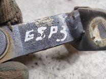 Петля крышки багажника VZHQN7 Renault Espace купить в магазине запчастей бу