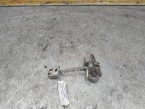 Ограничитель открывания двери задней 7QH33T Opel Meriva undefined