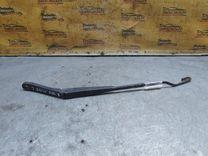 Щеткодержатель (поводок стеклоочистителя, дворник) D8E259 Rover 600 купить на авторазборке