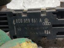 Датчик удара O63W7Z Audi A4 - Фото 4
