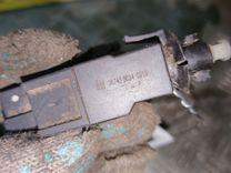 Датчик педали тормоза (лягушка) F047U8 Mercedes Sprinter купить в магазине запчастей бу