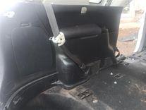 Обшивка багажника F6B81E Toyota Avensis Verso