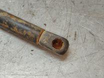 Амортизатор крышки багажника (3-5 двери) 4ZRSXS Volkswagen Golf - Фото 2