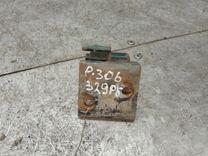 Петля двери передней правой 1EI9S2 Peugeot 306