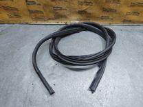 Уплотнитель двери задней правой 2VU4HR Renault Scenic купить