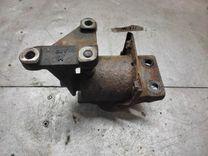 Подушка крепления КПП 3Q0V3U Hyundai Getz