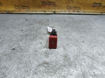 Кнопка аварийной сигнализации L1341L Honda Accord