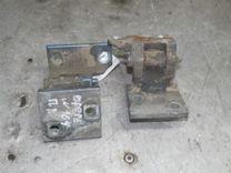 Петля двери передней левой 6165H5 Peugeot Expert