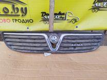 Решетка капота IJJZ1A Opel Zafira