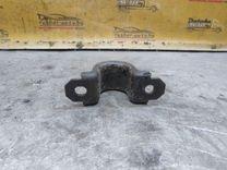 Крепление втулки стабилизатора AXEW0N Ford Fusion купить