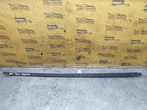 Молдинг стекла двери передней правой наружный BJPY6W Volkswagen Sharan