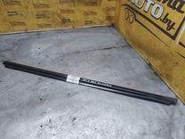 Молдинг стекла двери передней левой наружный Y40ZPF Subaru Forester