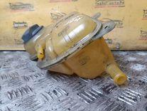 Бачок расширительный 8R46KD Audi A4 купить с доставкой