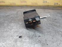 Кнопка аварийной сигнализации IN1J9D Volkswagen Golf купить