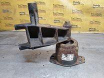 Подушка крепления двигателя AKJSZV Alfa Romeo 147 купить на авторазборке