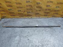 Молдинг стекла двери передней левой наружный E7ALPJ Audi 100