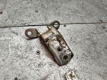 Петля двери передней правой 7ARHJY Toyota Avensis