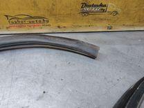 Уплотнитель двери задней правой ZH99E4 Toyota Avensis - Фото 3