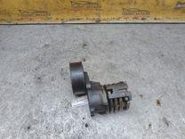 Натяжитель ремня генератора JS7GDU Skoda Fabia