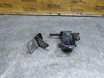 Петля двери задней левой XK7GLG Volkswagen Polo купить в магазине запчастей бу