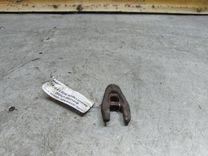 Скоба (кронштейн) крепления форсунки UINQ0Z Renault Laguna купить с доставкой