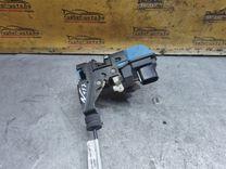 Замок двери передней левой ZACE9F Volvo V70 купить на авторазборке