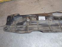 Накладка замка капота I7509D Toyota Corolla купить на авторазборке