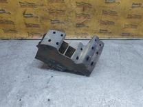 Кронштейн крепления бампера заднего 1VNELV Renault Espace