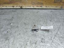 Крепление (крючок) солнцезащитного козырька XI8JZP Toyota Corolla - Фото 1