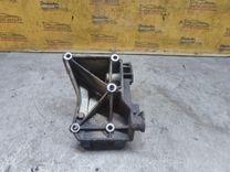 Кронштейн генератора OU2I5P Peugeot 406