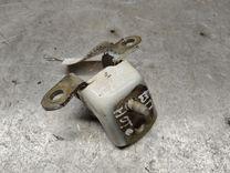 Петля двери задней правой W76LNM Nissan Note