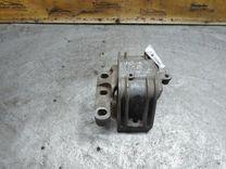 Подушка крепления двигателя 55YBB3 Volkswagen Passat купить с доставкой