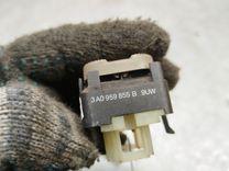 Кнопка стеклоподъемника переднего правого 2MBYBX Volkswagen Passat купить с доставкой