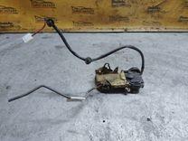 Замок двери передней правой U5U6O0 Mazda Premacy - Фото 6