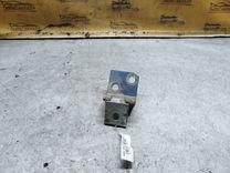 Петля двери задней левой LL4L8K Peugeot 607 купить в магазине запчастей бу