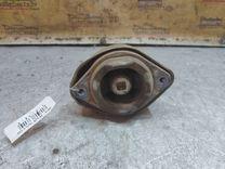 Подушка крепления КПП F76AAP Volkswagen Passat - Фото 1