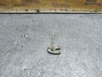 Скоба (кронштейн) крепления форсунки 4LHM9F Renault Scenic