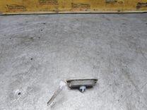 Повторитель передний правый 0ULDC9 Volkswagen Polo купить с доставкой