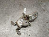 Петля двери передней правой SW1B0J Toyota Avensis Verso