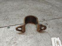 Крепление втулки стабилизатора ML9J69 Toyota Avensis - Фото 2