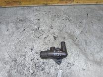 Фланец (тройник) системы охлаждения TC2Q31 Peugeot 406 undefined