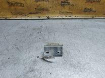 Петля двери передней правой X574W5 Volvo S60 купить в магазине запчастей бу