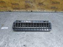 Решетка вентиляции кузова 4X9182 Audi 100 - Фото 1