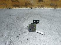 Петля двери передней левой UTPYYW Peugeot 406 - Фото 3