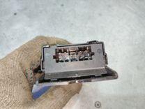 Блок управления стеклоподъемниками 8VWLR6 Renault Safrane купить на авторазборке
