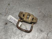 Ответная часть замка багажника 1O4U4B Peugeot 806