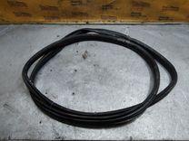 Уплотнитель двери задней правой 0JP790 Skoda Fabia