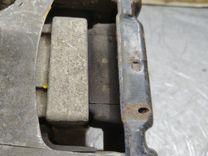 Подушка крепления двигателя BDAUI8 Ford Galaxy купить в магазине запчастей бу